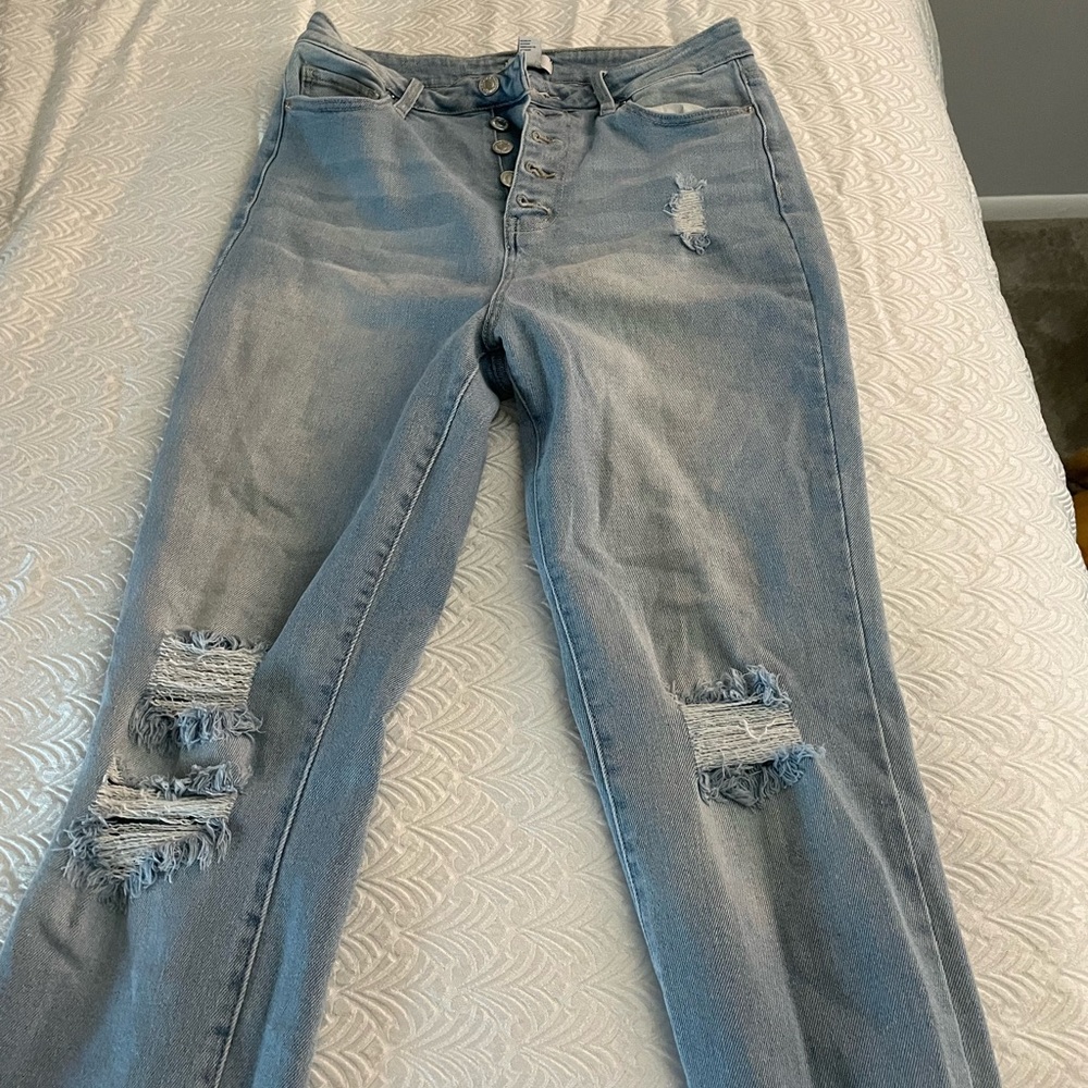 forever 21 ripped skinny jeans